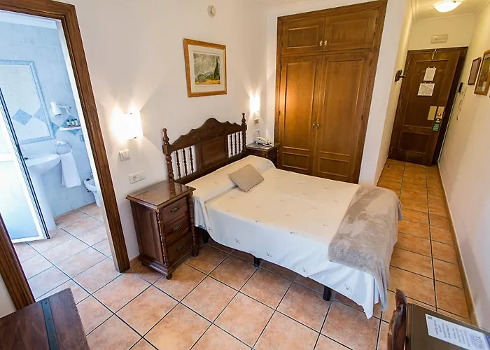 Marissal By Dorobe Pensión Nerja